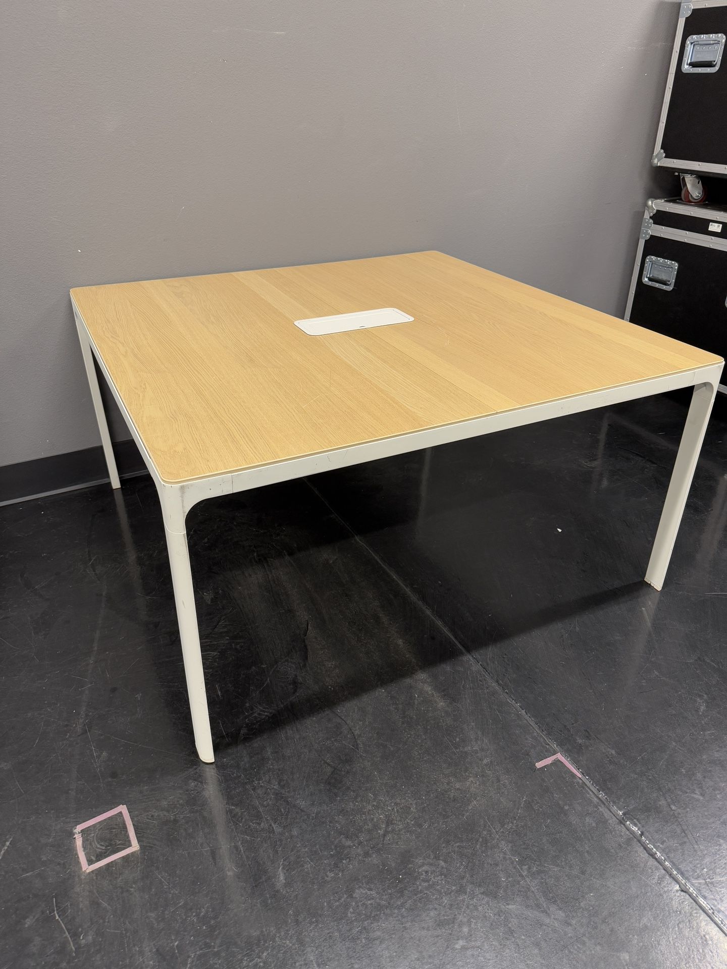 4’ x 4’ Work Table