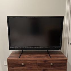 VIZIO 48” Flat Screen TV