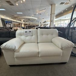 Donlen Sofa And Loveseat 