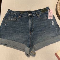 Women’s Denim Shorts