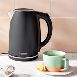 1.7 L Electric Kettle with Thin Chrome Trim Band - Painted Stainless Steel - Figmint