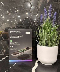 Mophie wirless charger pad 15w