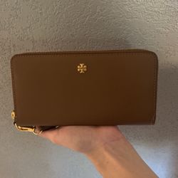 New Tory Burch Wallet