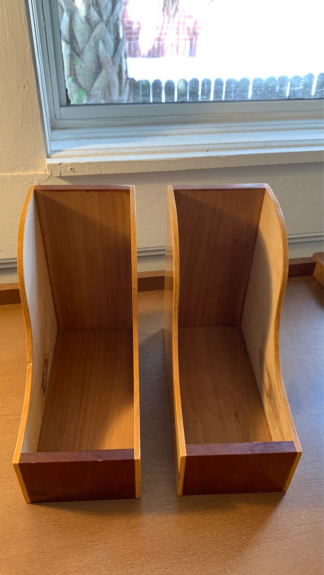 MCM book ends