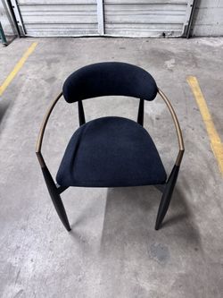 Arhaus Jagger dining chair 1pc