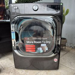 large capacity LG ThinQ steam dryer (9.0 cu ft — model DLEX8900B)