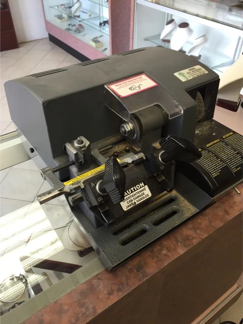 Hillman Key Machine 4000 **Price Reduction** for Sale in Renton, WA OfferUp