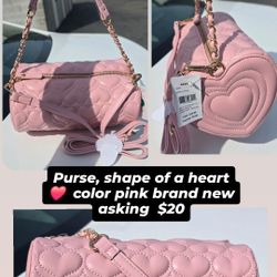 Purse Color Pink The Shape Of A Heart 