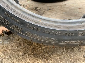 255 35 19 Michelin Pilot Super Sport