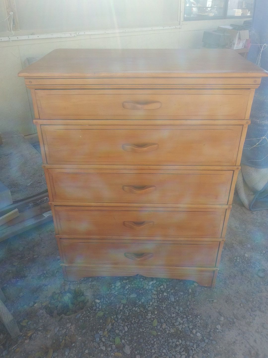 Beautiful Antique 5 drawer dresser.