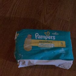 Pampers
