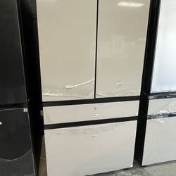 Samsung Bespoke 4 Door Refrigerator In White Glass