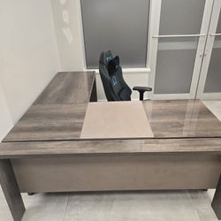 Alfa Italian office or home corner desk 2 piece MUST GO