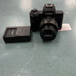 Canon EOS M50 With Battery and Charger 
