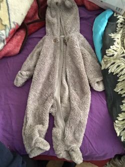 9mo bear onesie