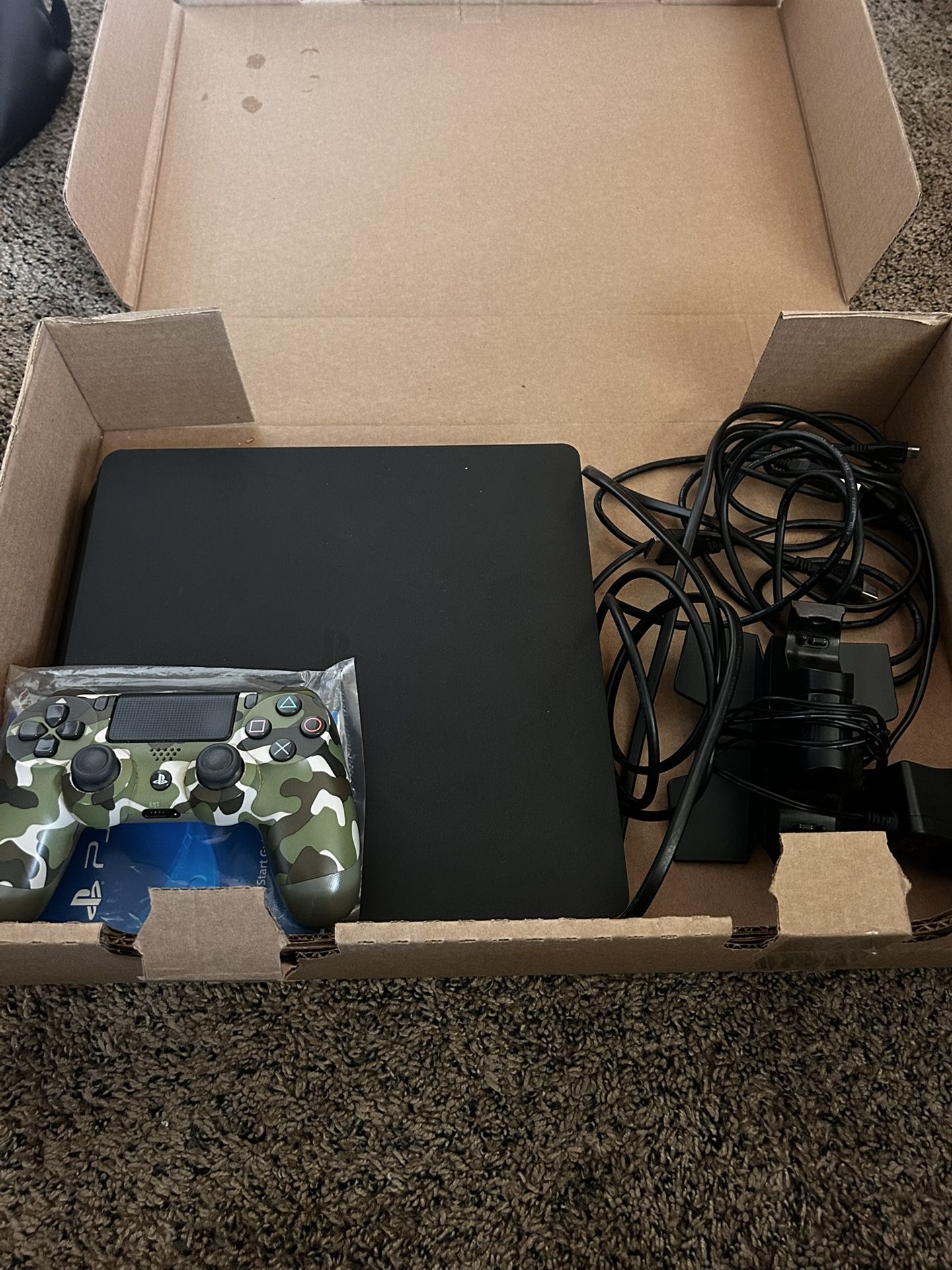 PS4 Slim