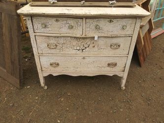 Vintage dresser