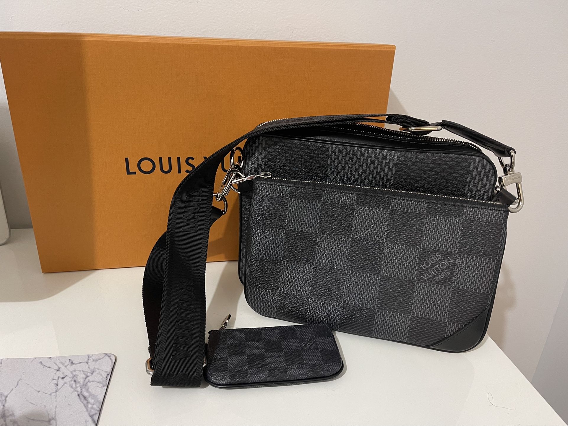 Louis Vuitton Mens Cross Hand Bag