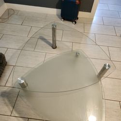 Free Glass Table
