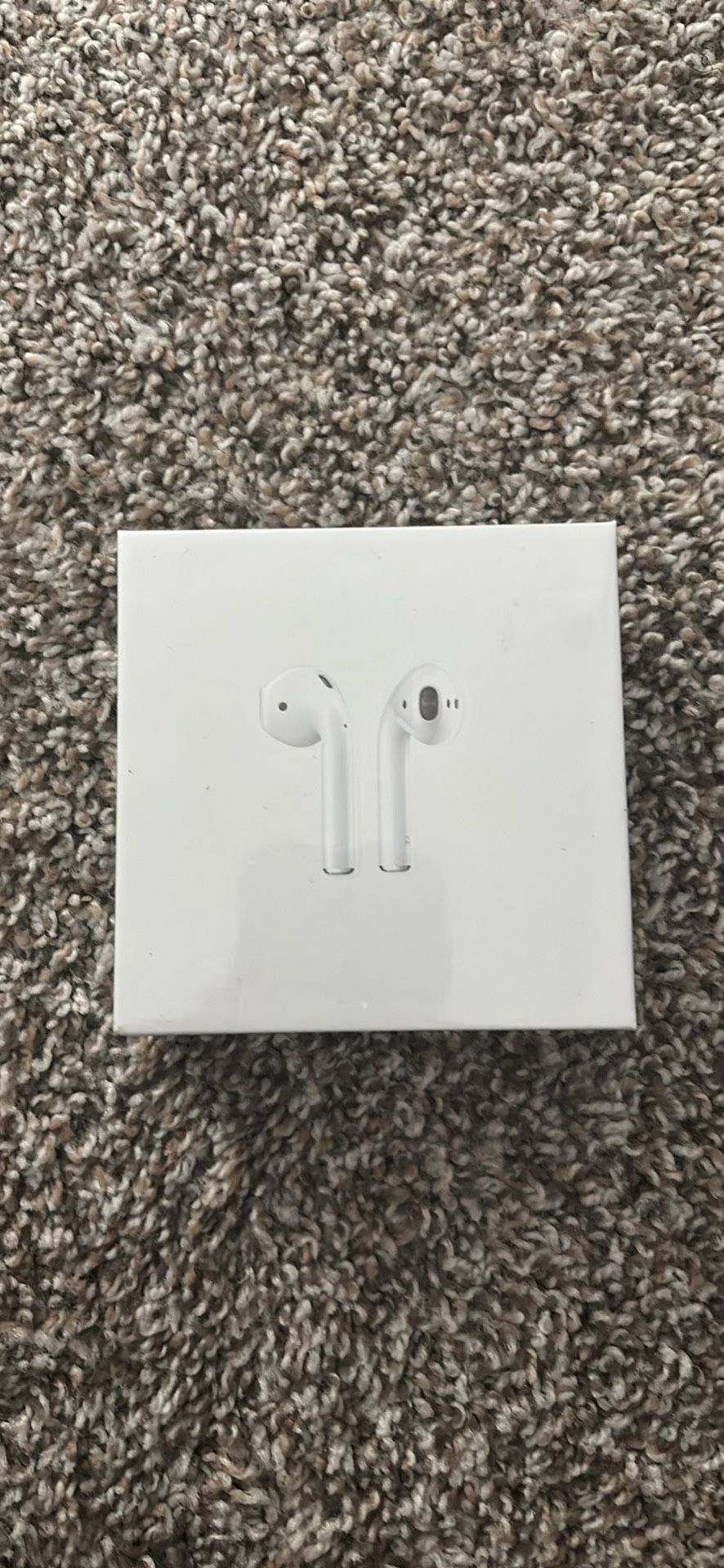 Apple AirPod With Wireless Charging Case