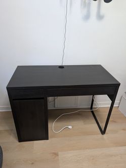 Ikea Micke desk