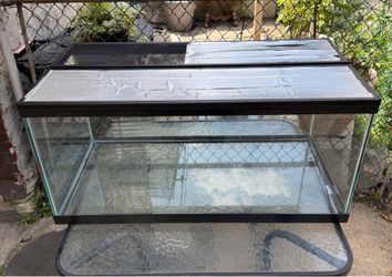 40-Gallon Tank with Mesh Lid