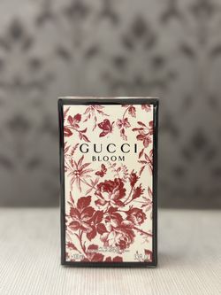 Gucci Bloom Perfume 