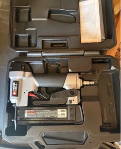 Porter-Cable 23-Gauge Headless Pin Nailer with Case (PIN138)