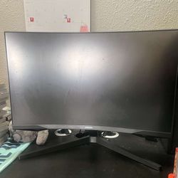 Samsung 27in odyssey G55A Curved monitor/ Govee light bars
