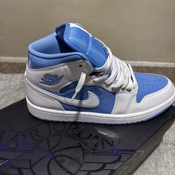 Air Jordan 1 Mid