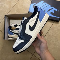 Jordan 1 OG Low Obsidian 