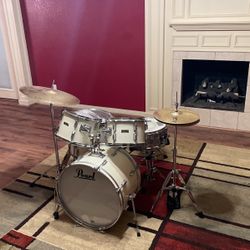 Nice Pearl Drum Kit