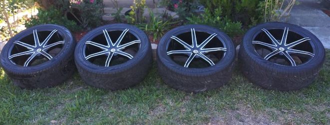 22”rims with tires