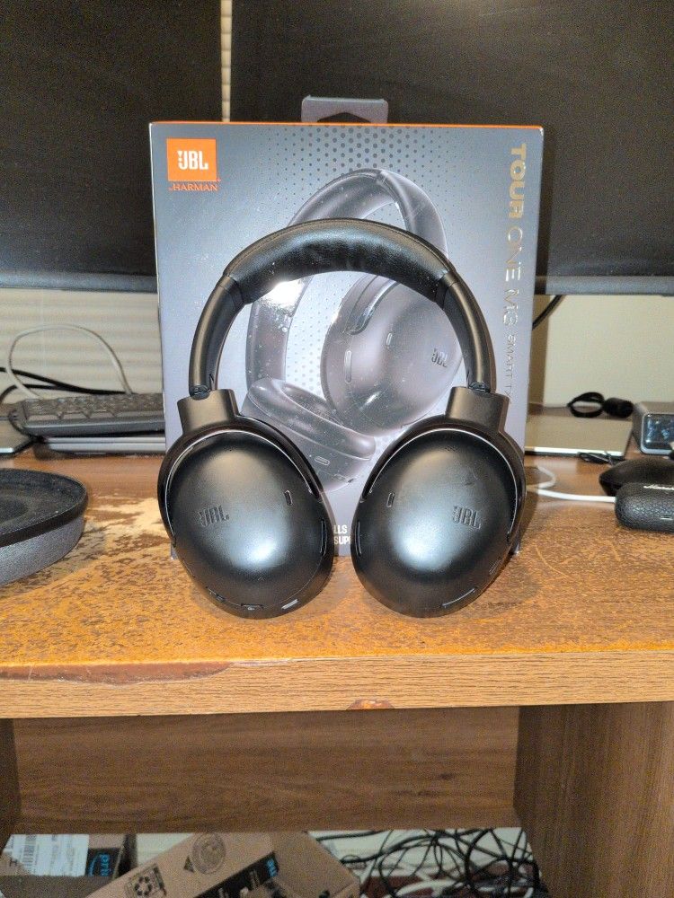 JBL Tour One M3 Bluetooth Headphones