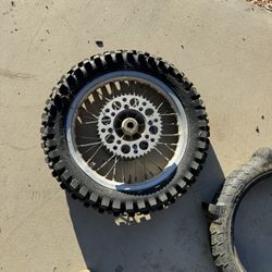 Yz85 Rear Wheel With Spare Paddle Tire 