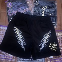 EE Shorts 