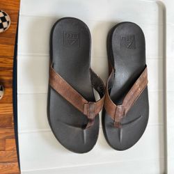 Brand New Size 12 Men’s Reefs. 