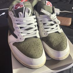Jordan 1 Low Travis Scott Olive Size 105