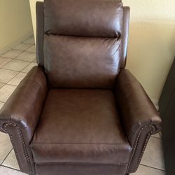 Reclining Chair 