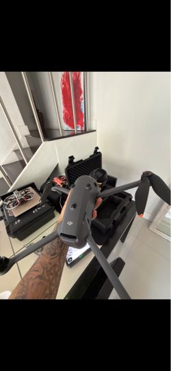 Di mavic 4  Pro creator combo