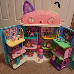 Gabby dollhouse