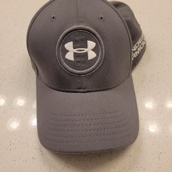 New Under Armour golf hat