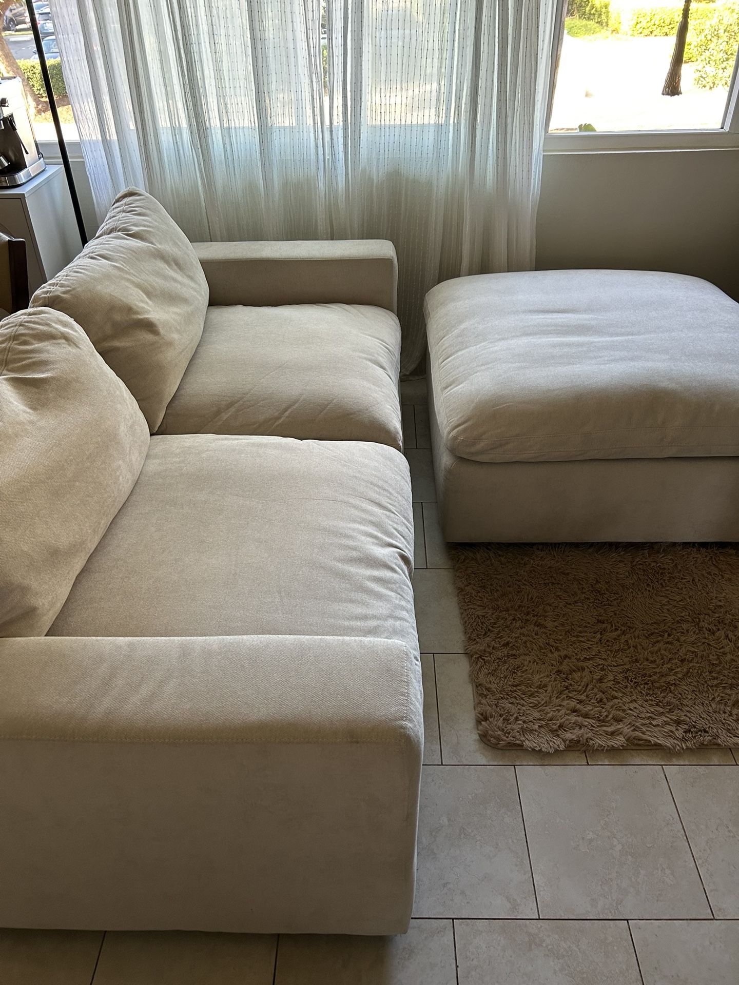 Comfy Loveseat + Ottoman - $1,000 Value, Great Condition!