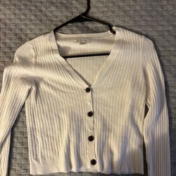 Soft white American Eagle cardigan #cardigan #winter