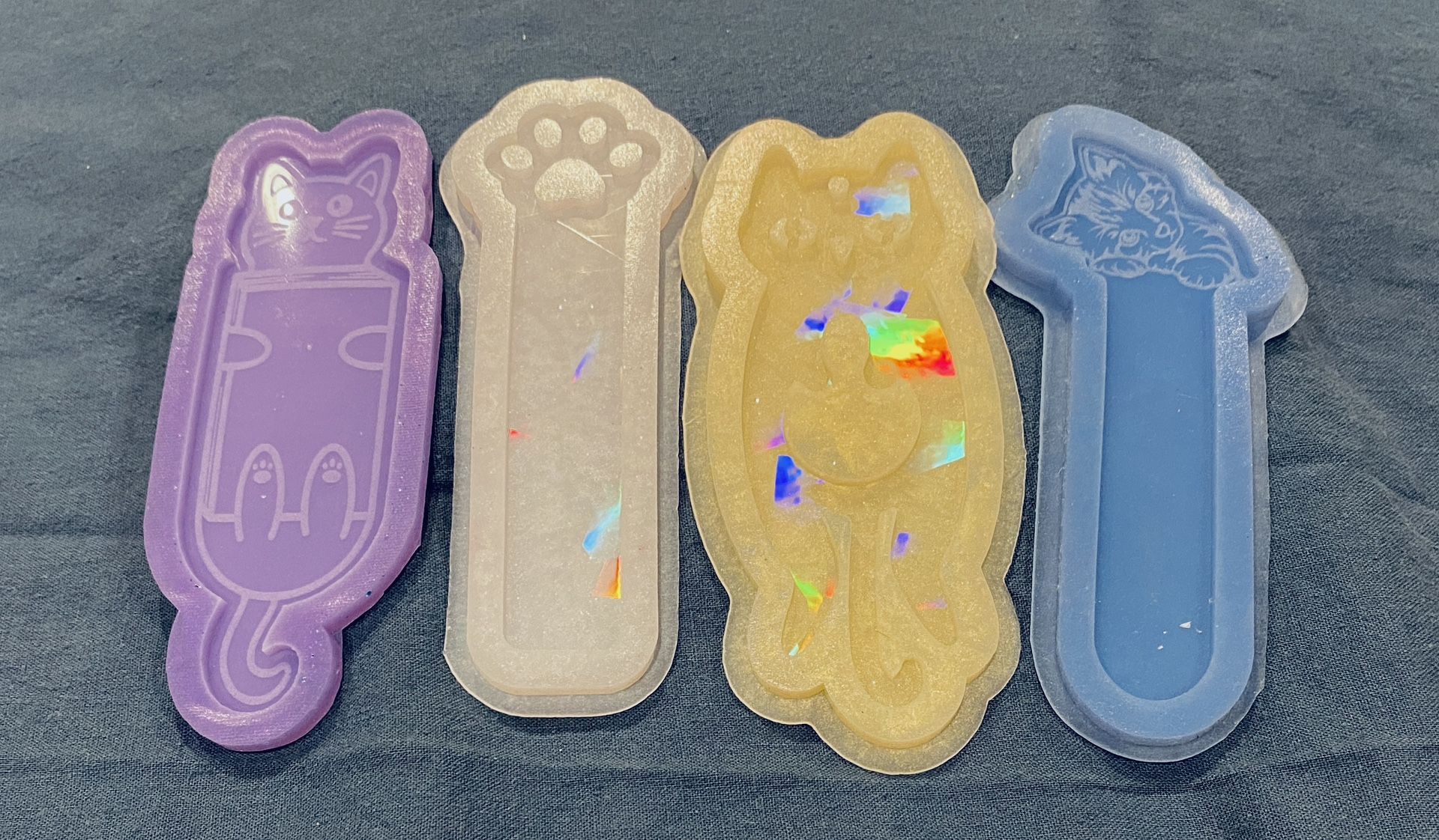 Set of 4 cat-themed silicone resin molds