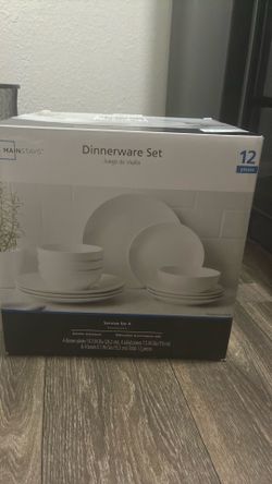 Dinnerware set 12 pieces