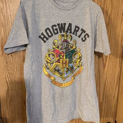Hogwarts Tshirt