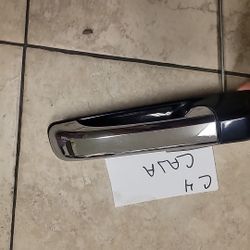 12-20 RAM 1500 Classic  Rear Right  Door Handle  1GH261BUAE