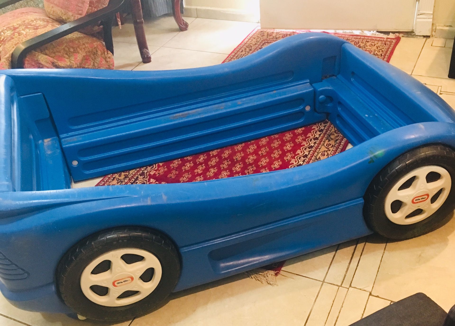 Little Tikes blue race car toddler bed for Sale in Phoenix, AZ OfferUp