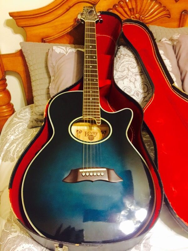 Bentley Acoustic Electric Guitar